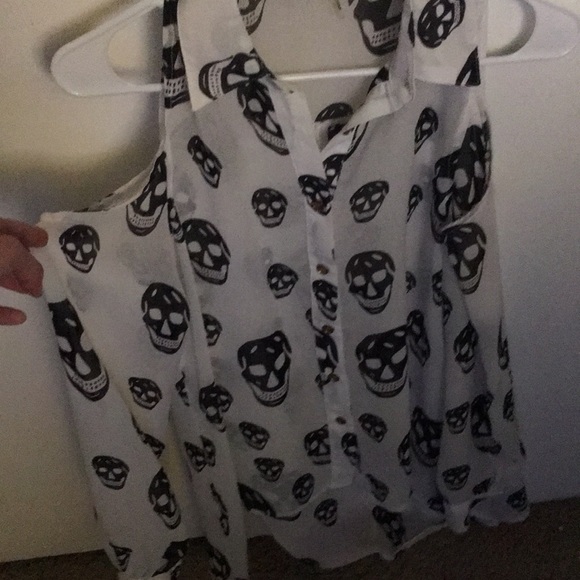 Foreign Exchange Tops - Cold Shoulder Skull Blouse